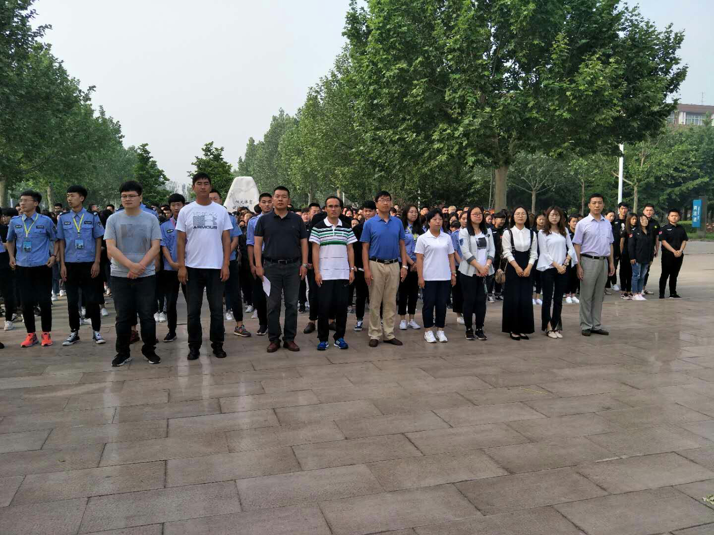 1533349433120902.png 图片1.png